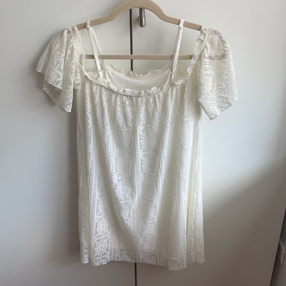 NWOT White Lacey cold shoulder dress XS from love, FIRE - Picture 3 of 9
